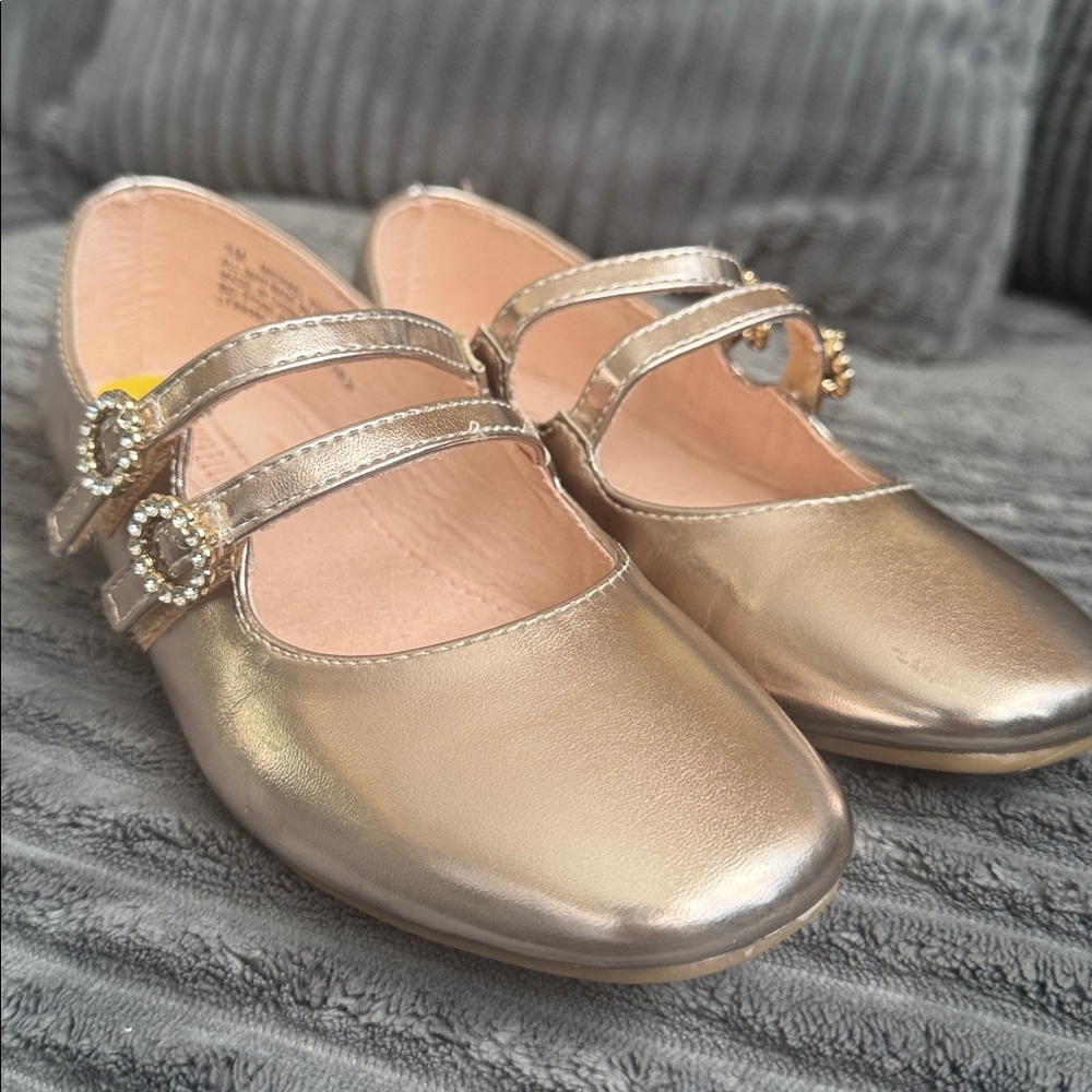 Kids Mary Jane Ballet Flats - Girls US Size 1 
39.99 MSRP